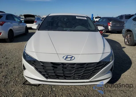 2022 Hyundai Elantra Sel z USA, uszkodzony, nr VIN 5NPLM4AG5NH074805